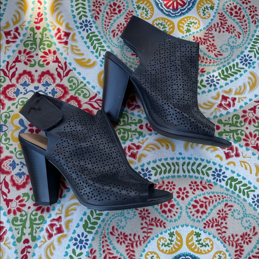 Black heals